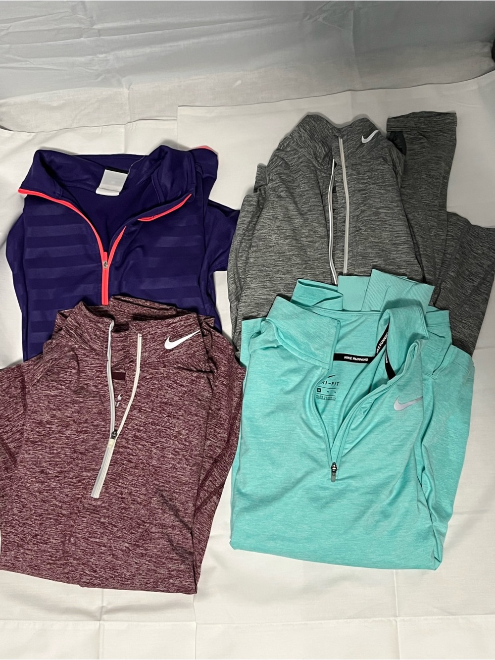 Women’s Nike 1/4 zip bundle